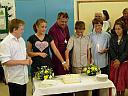 Cutting the cake afterwards, click for a bigger picture.